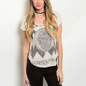 *Clearance* En Creme Hippie Top